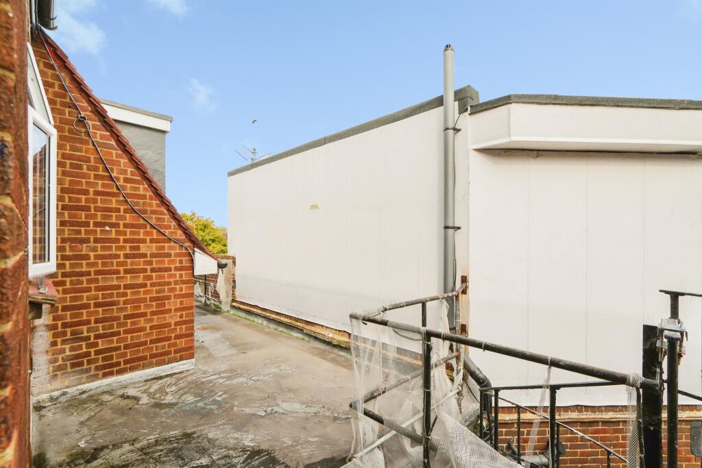 Apartment in Oxford - View 5