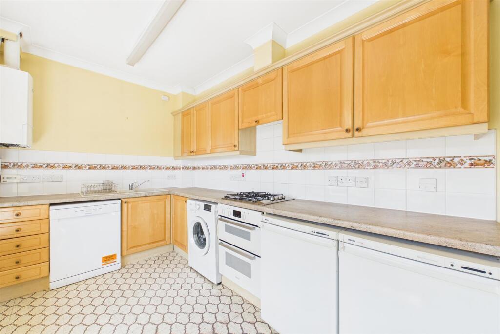 Apartment in Bristol - View 5