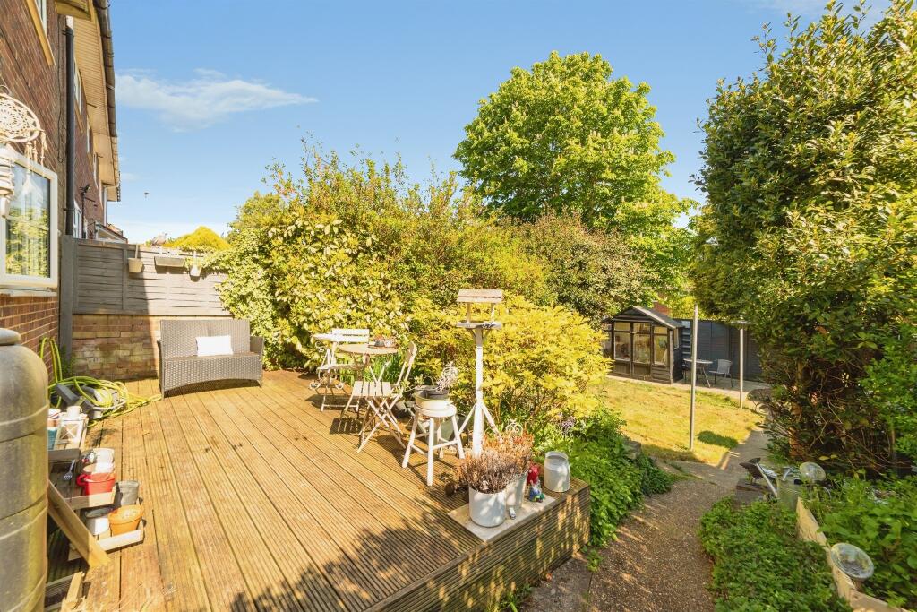 Additional image 11 of Ingles, Welwyn Garden City