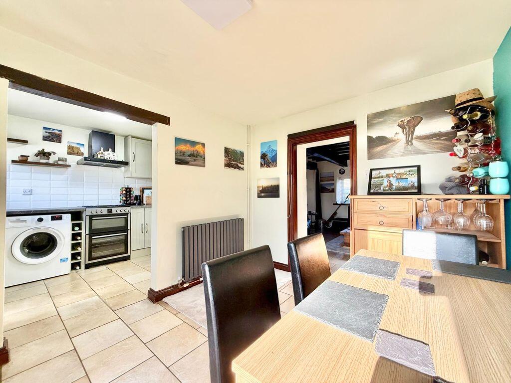 Good Size Stone Cottage in Excellent Condition - View 5