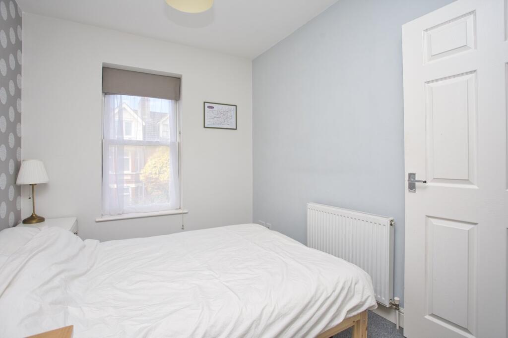 Apartment in Folkestone, Lynwood - More