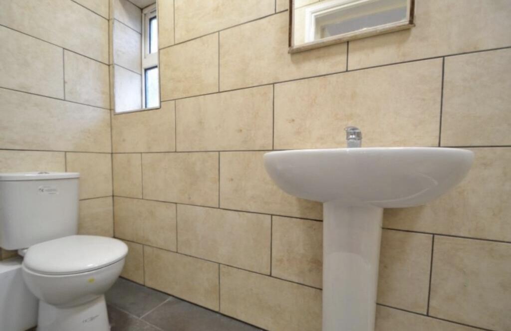 House in Southampton, Bevois Valley, Portswood Park - View 5