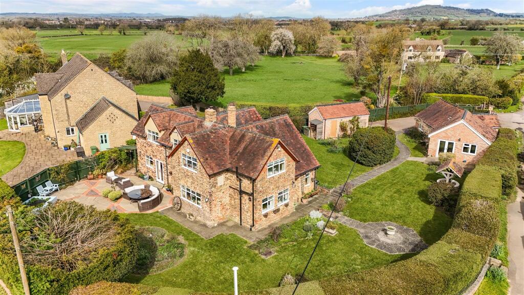 Main image of property: Haresfield, Stonehouse