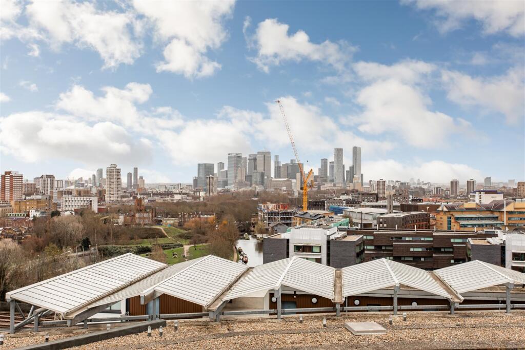 Grand Regent Tower, Bethnal Green, E2 photo 4