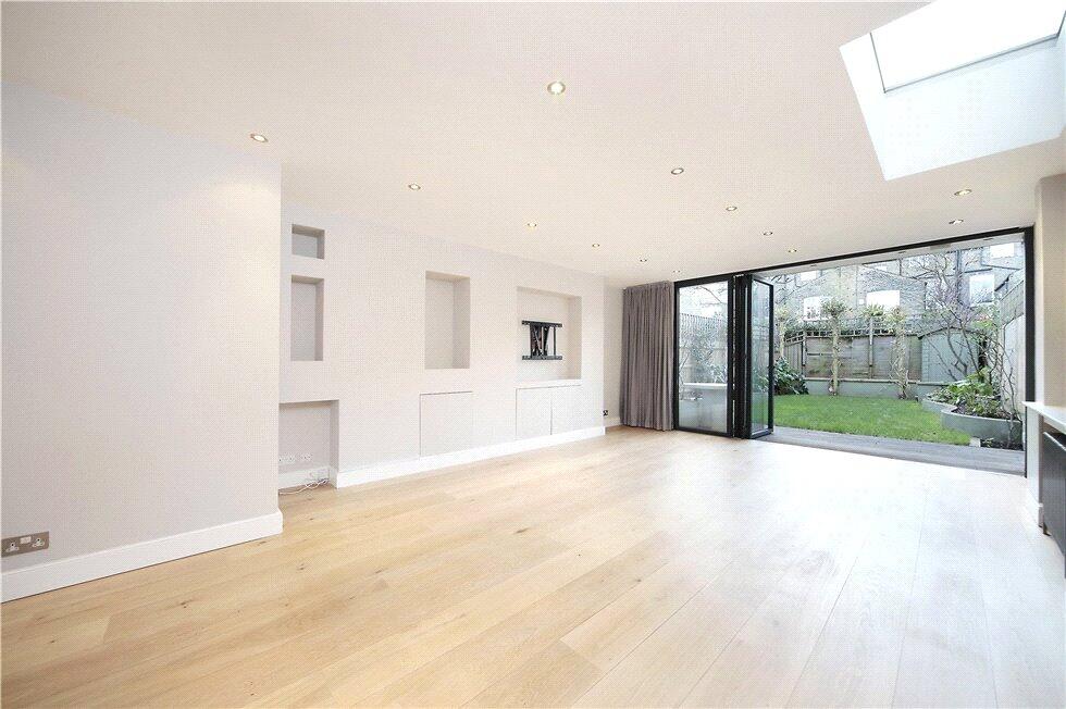 4 bedroom terraced house for rent