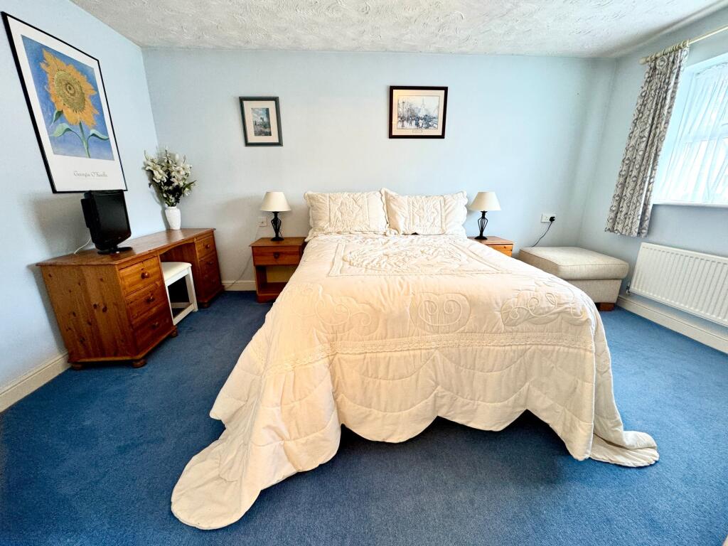 Beaumaris Gardens, Hythe, SO45 photo 4
