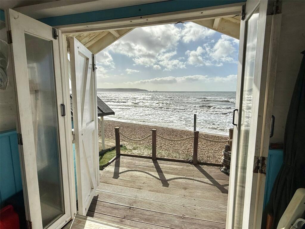 Cliff Road, Milford on Sea, Lymington, Hampshire, SO41 photo 4