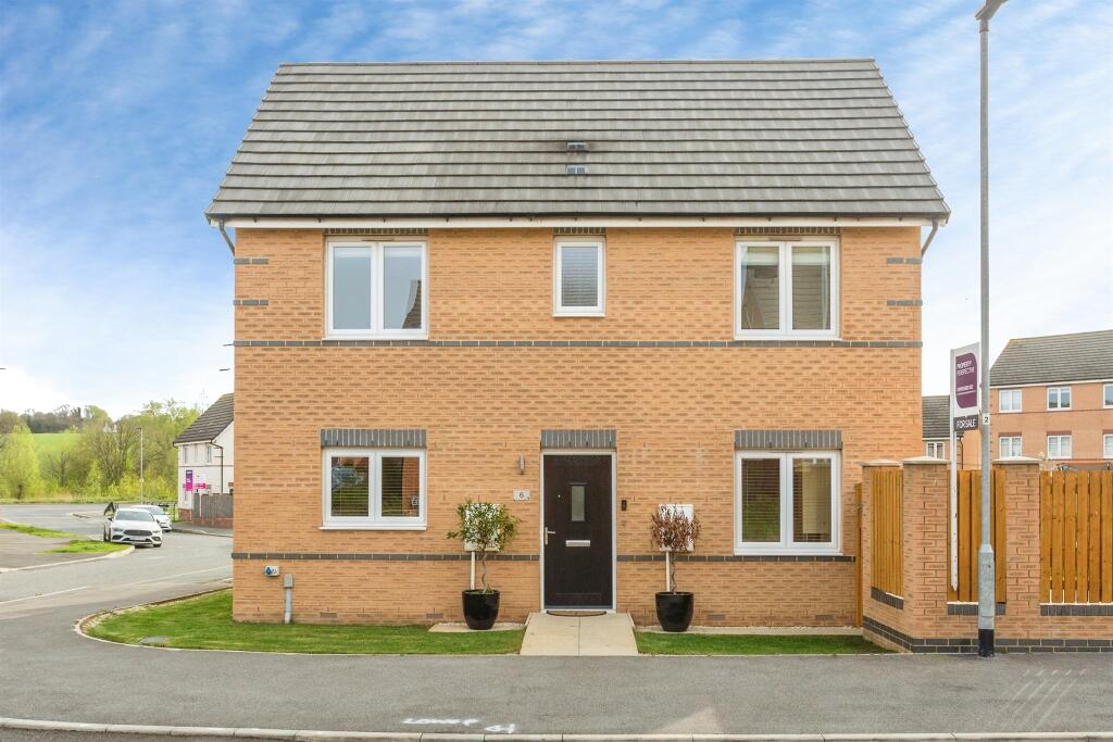 Main image of property: Little Wood Way, Wakefield