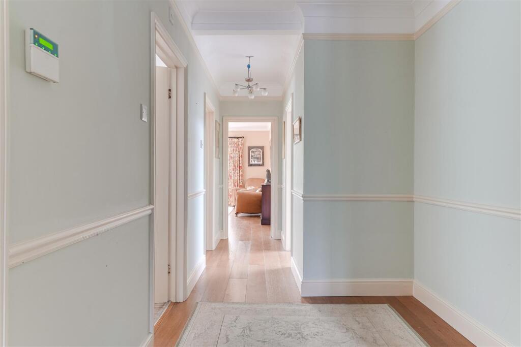 House in Uttlesford, Pleasant Valley, Saffron Walden - View 5
