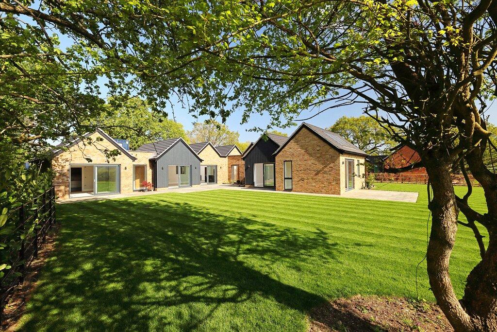 Main image of property: Effingham Common, Effingham, KT24