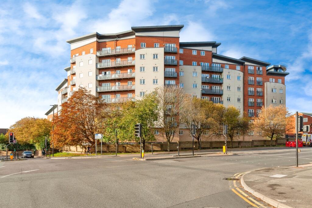 Main image of property: Aspects Court, Slough