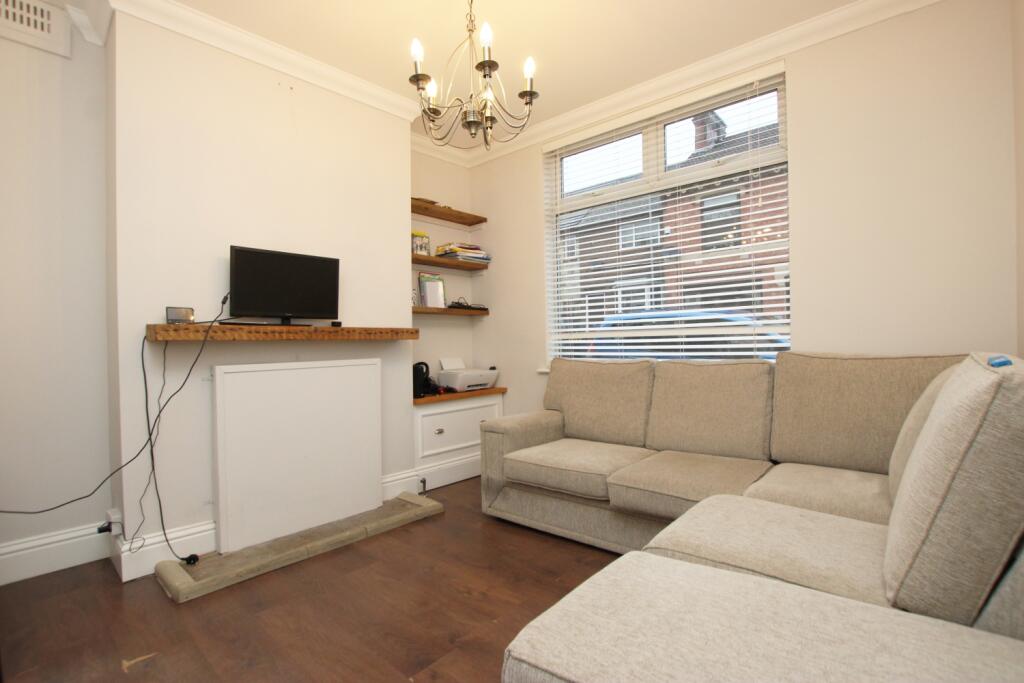 Russell Street, Kettering, Northamptonshire, NN16 photo 2