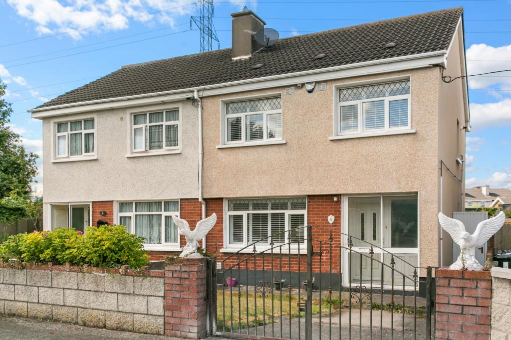 Main image of property: 4 Redwood Court, Kilnamanagh, Dublin 24, D24 W72D