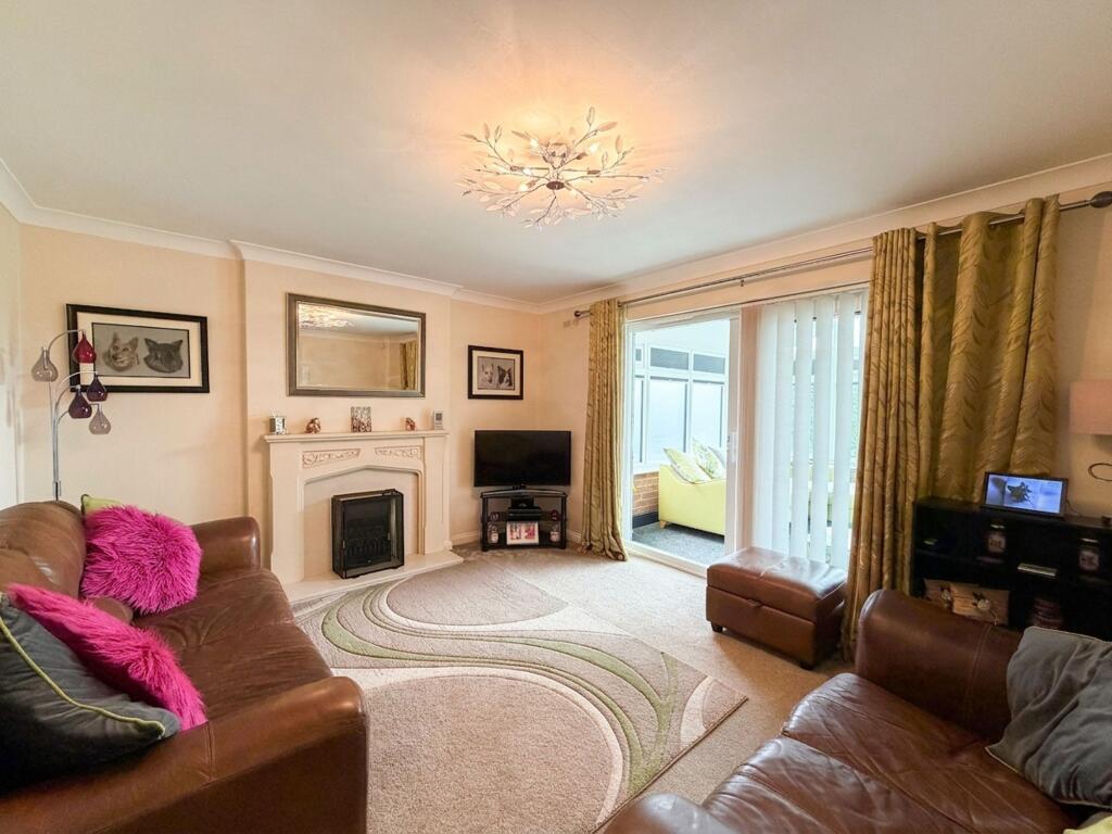 House in Nottingham - View 5
