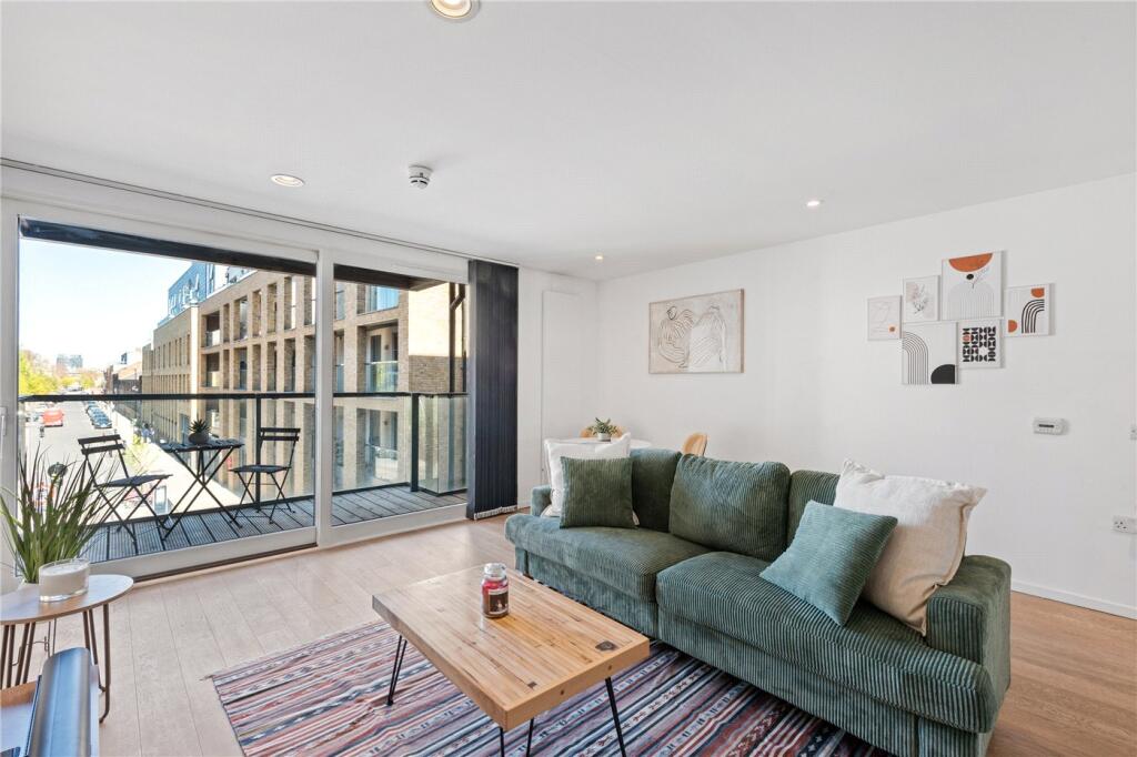 Main image of property: Hertford Road, London, N1