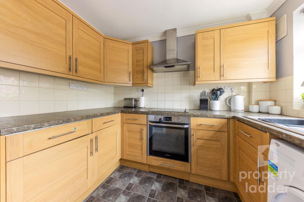 Arthurton Road, Spixworth photo 3