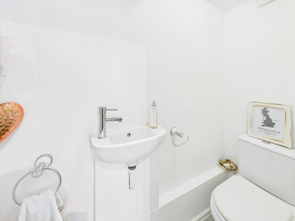 Additional image 12 of Banks Lane, Riddlesden, Keighley