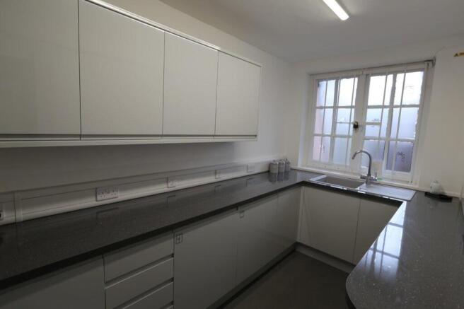 Bank Staff Kitchen_1280.jpg