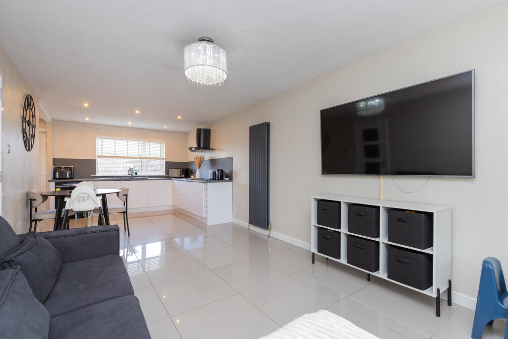 Finglas Avenue, Paisley - View 4