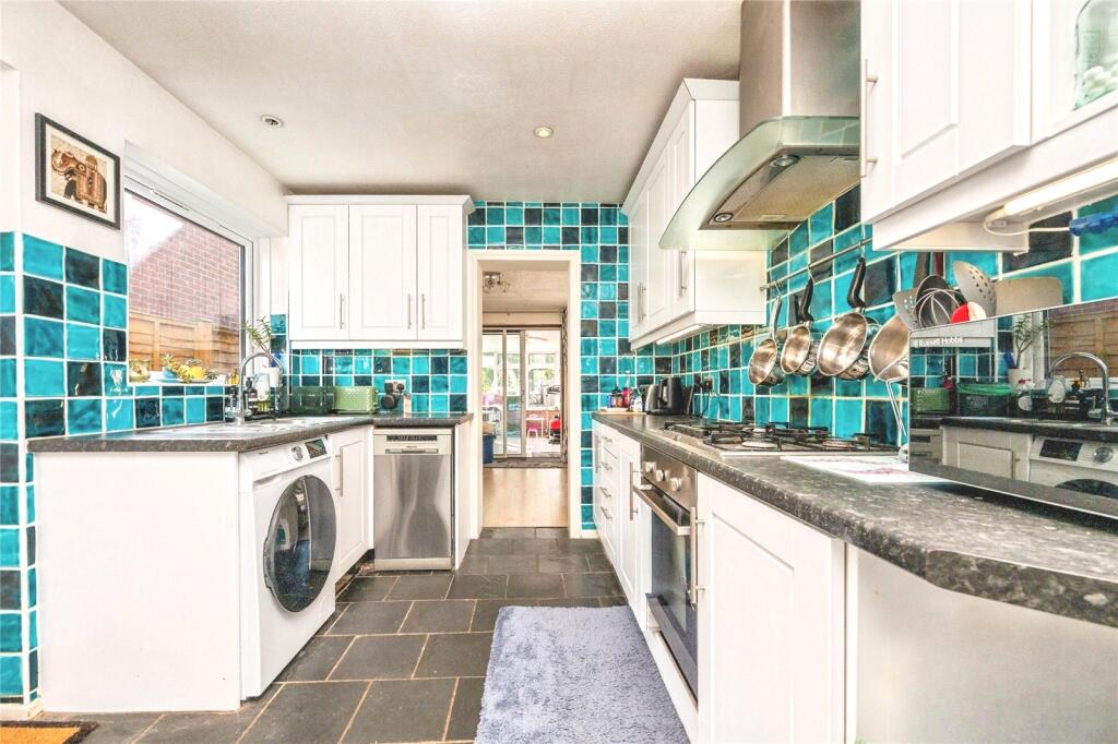 House in Hampton Magna, Budbrooke - View 3