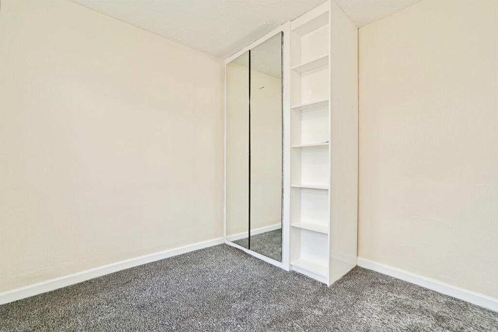 Additional image 14 of Thornbury Crescent, Bradford