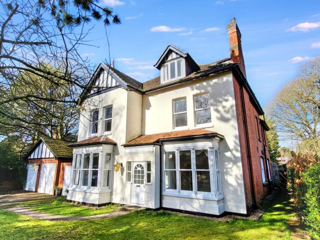 Main image of property: Rivoan