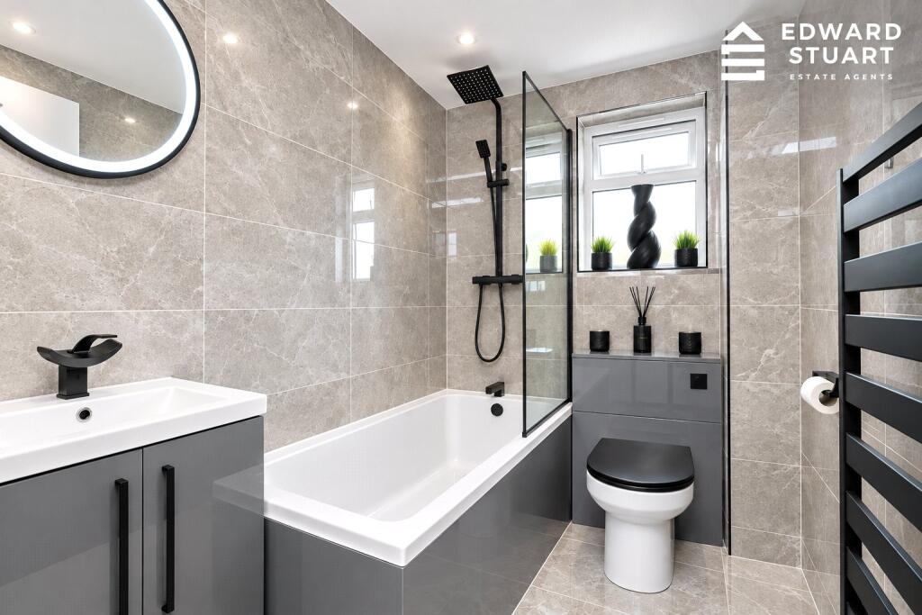 House in Peterborough, Gunthorpe - View 3