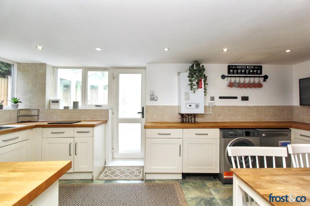 House in Poole - View 4