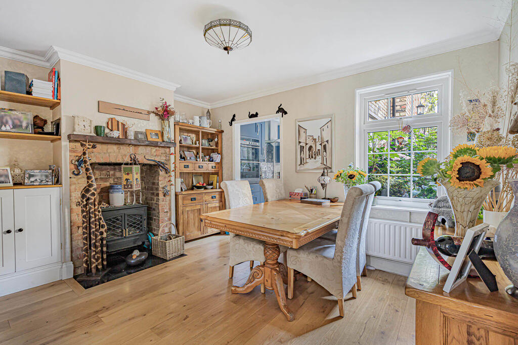 House in Royston - View 4