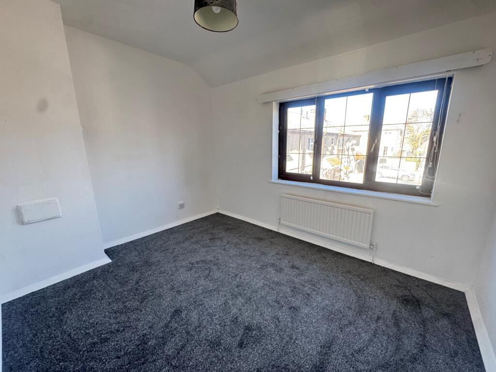 House in Wolverhampton - View 4