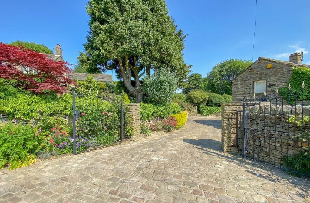 Additional image 18 of Croft Barn, Kildwick BD20 9AD