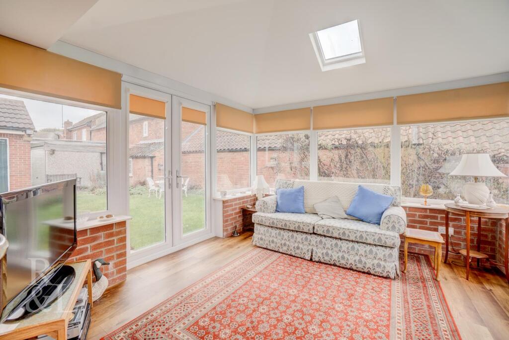 House in Rushcliffe, Plumtree - More