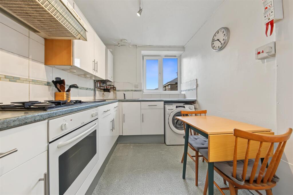 Apartment in London, Barnsbury Estate, Barnsbury - More