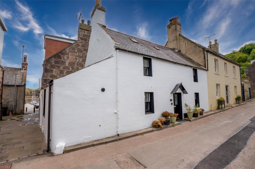 Main image of property: Dunnottar Cottage, 1 Castle Street, Stonehaven, Aberdeenshire, AB39
