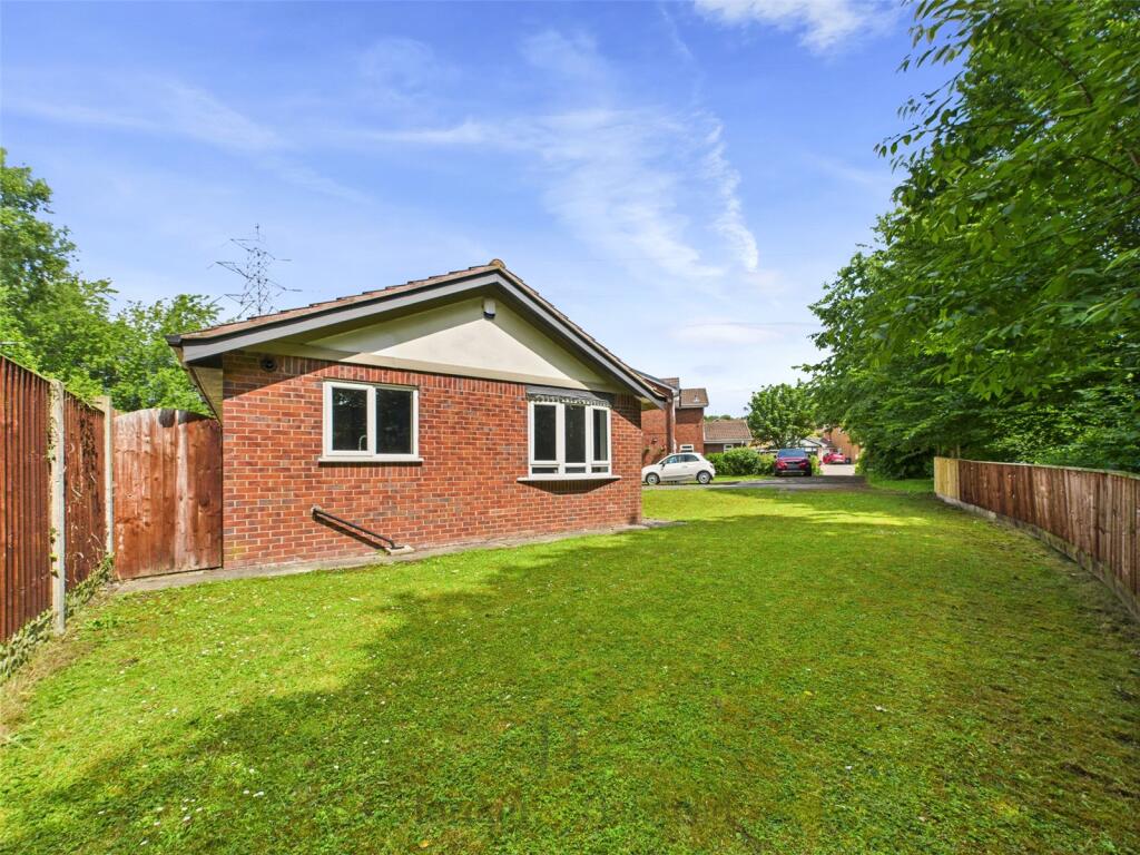 Ashbrook Avenue, Sutton Weaver, Runcorn, Cheshire, WA7 photo 3