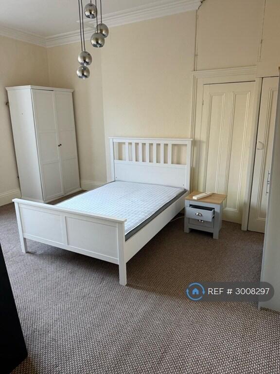Apartment in Hull, Kingston upon Hull - View 5