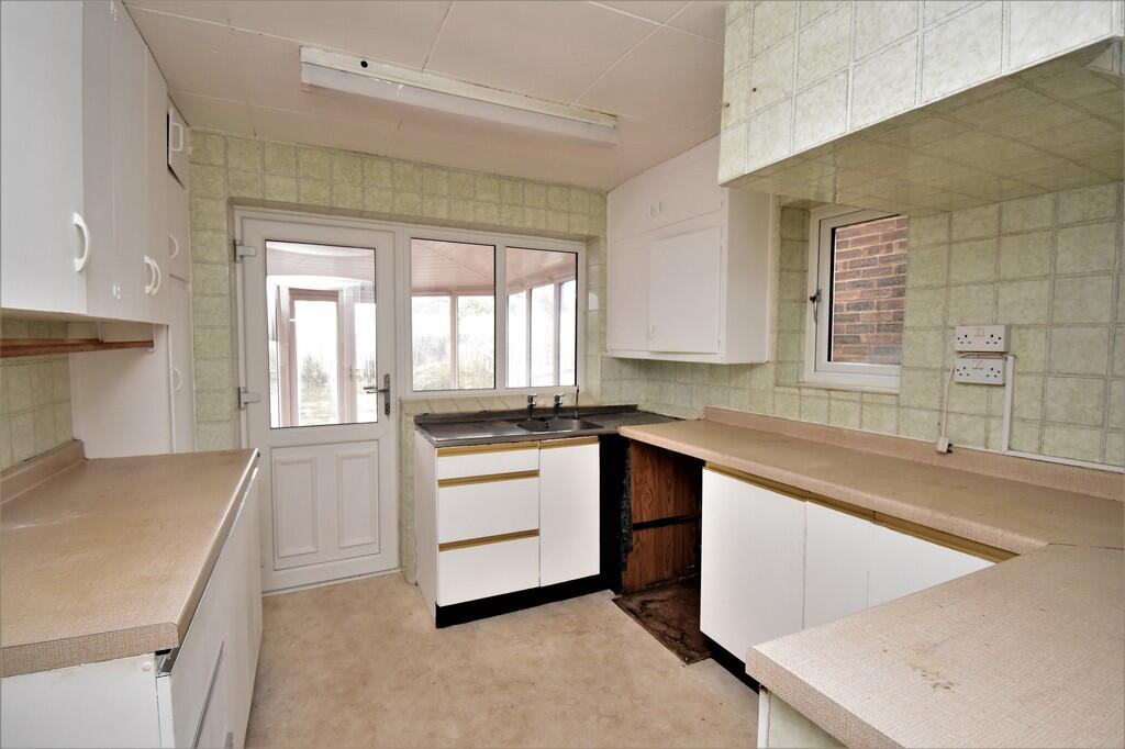 Prestwick Drive, Bishop's Stortford photo 3