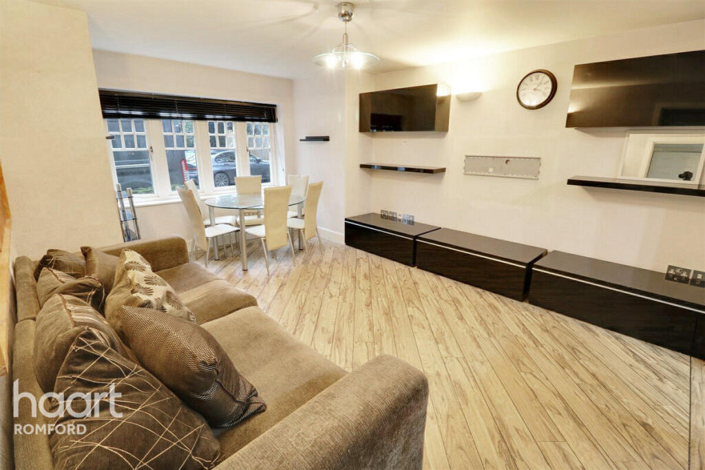 Main image of property: 61A Main Road, ROMFORD