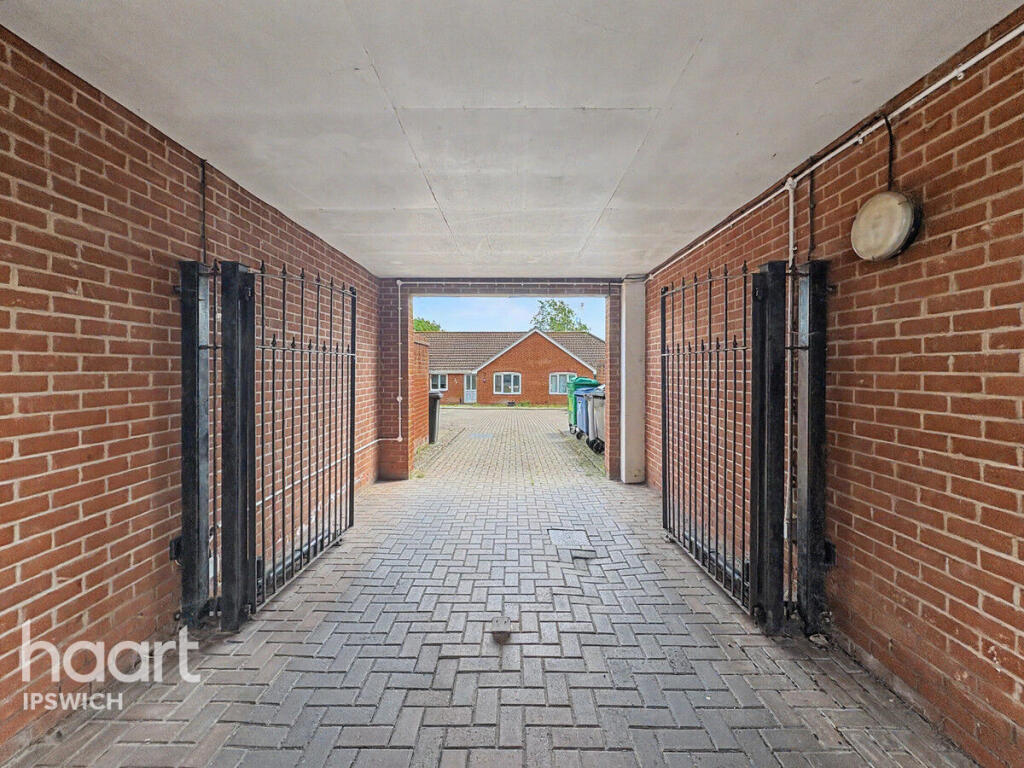 Waveney Road, Ipswich photo 2