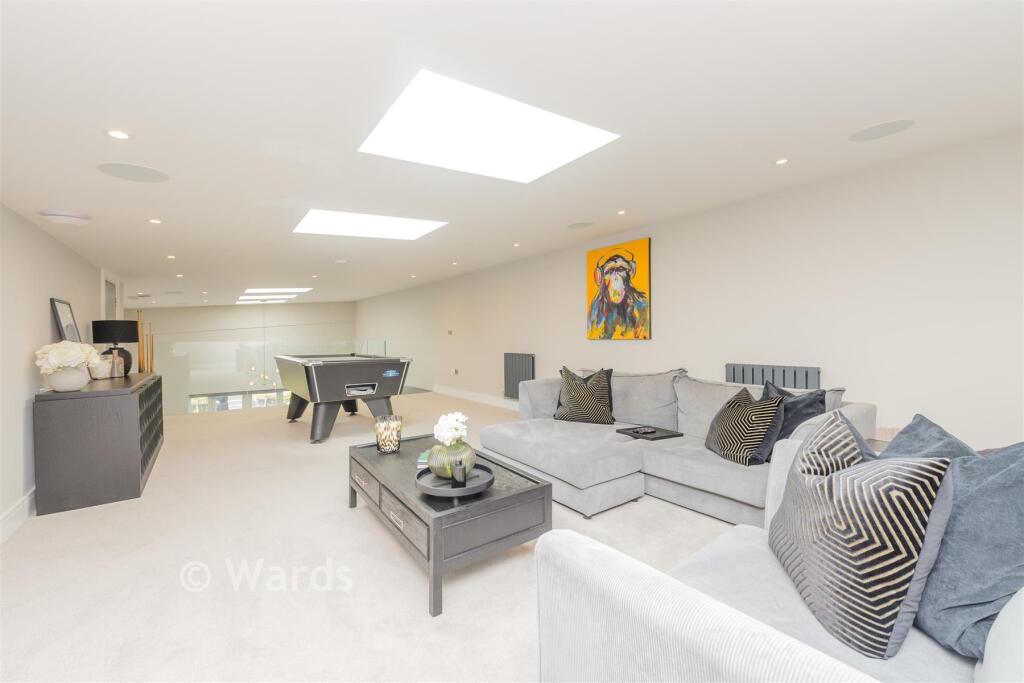 House in Sevenoaks, Horton Kirby and South Darenth - View 3