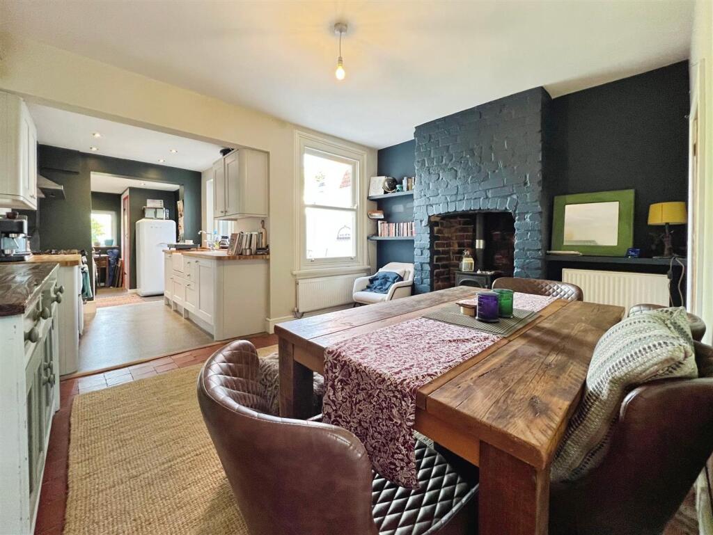 House in Shrewsbury, Shropshire - View 3