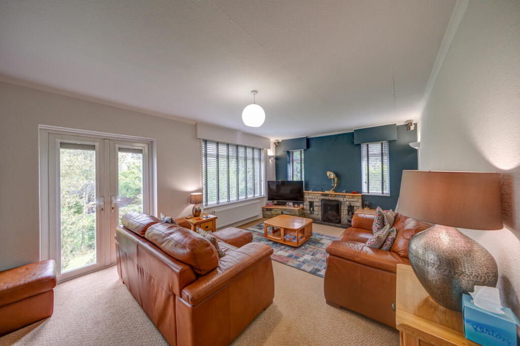 Dane Bank Road Lymm WA13 9DQ photo 3