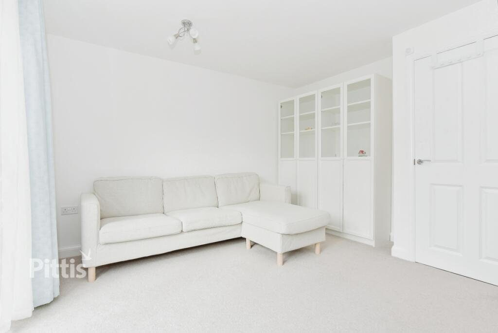 House in Portsmouth - View 5