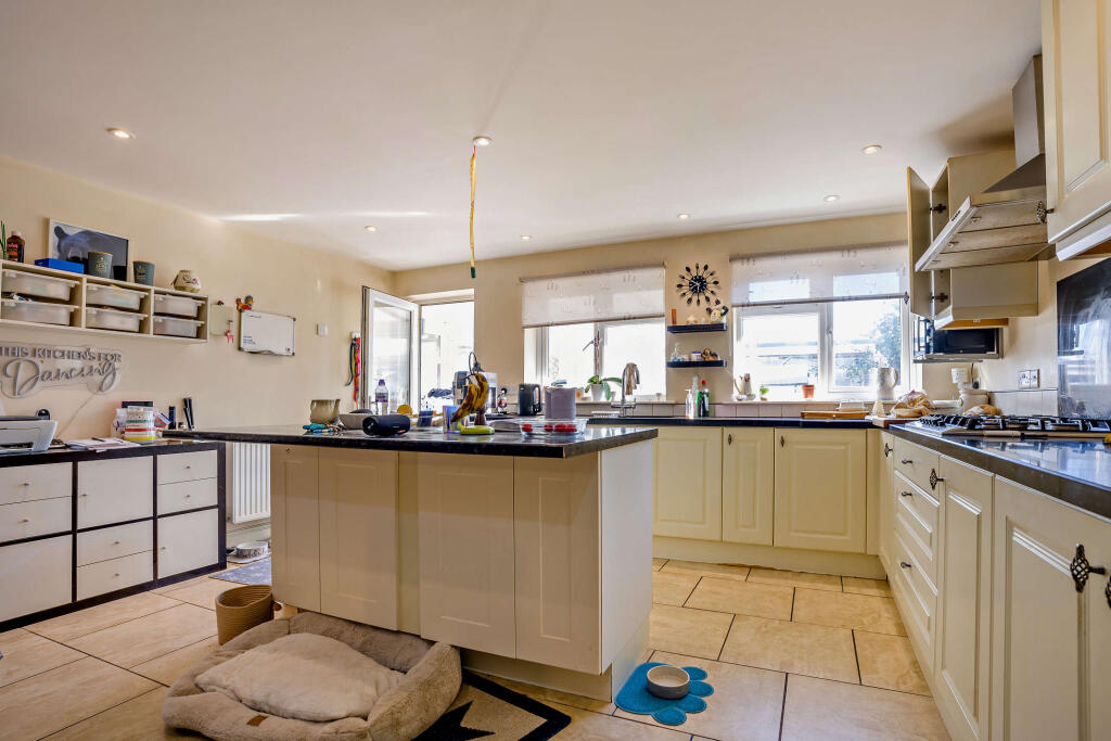 House in Wareham, East Burton, Wool - View 3