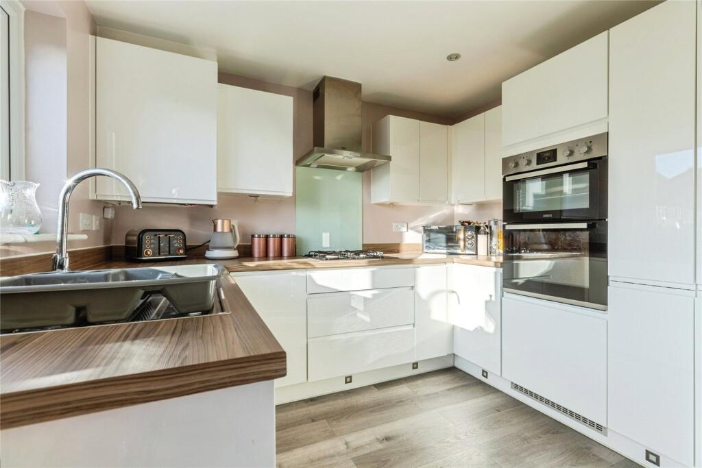 Satin Drive, Middleton, Manchester, Greater Manchester, M24 photo 3
