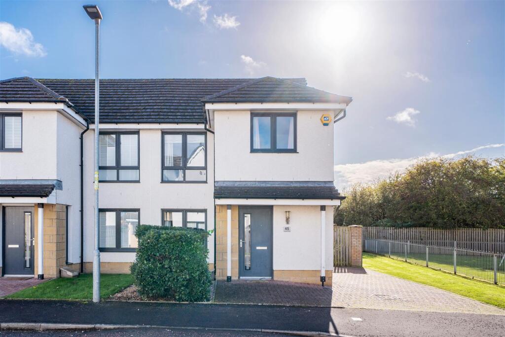 House in Carfin, Brannock Park, Wester Holytown - View 2