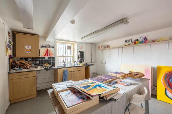 Piercy End 5 Commercial Space-7.jpg