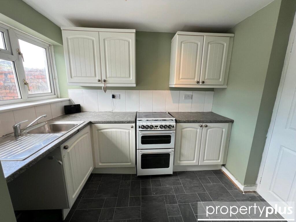 House in Tonypandy, Penygraig, Pen-y-graig - View 5