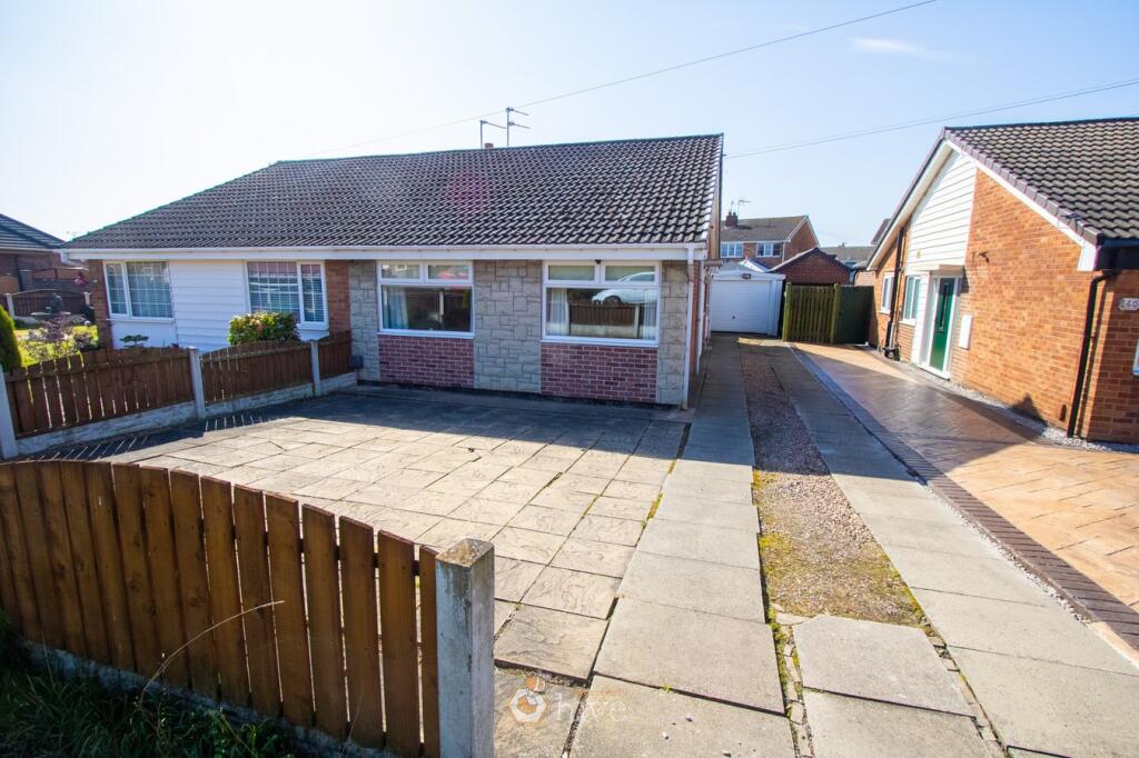 Main image of property: Nutwell Lane, Armthorpe, Doncaster, DN3