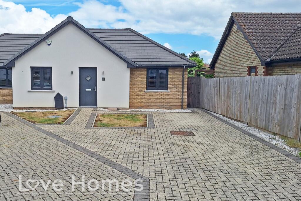 Main image of property: Orchard Close, Barton-Le-Clay, MK45 4LD